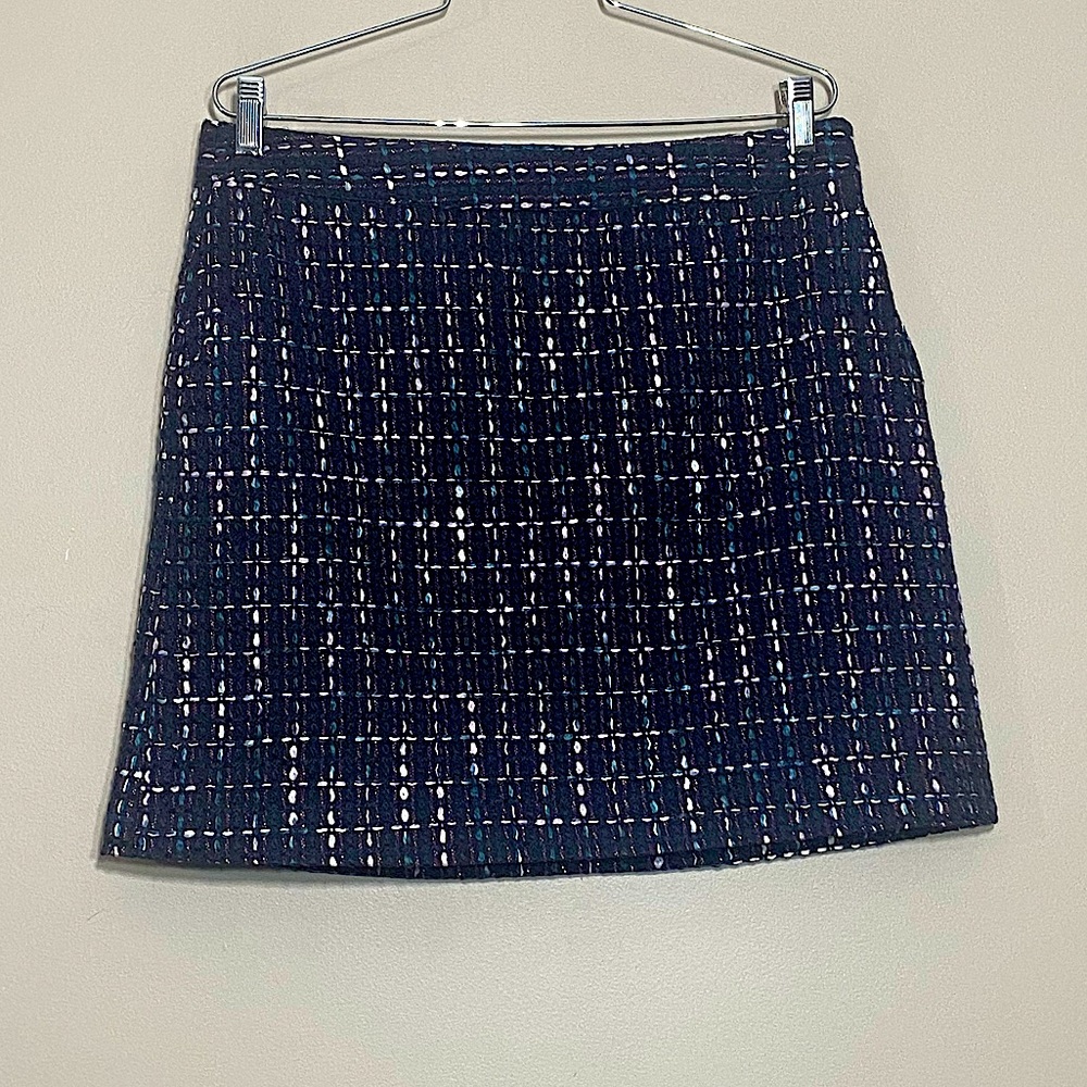 Loft || woman’s Navy blue with multi-color thick stitching skirt size 10